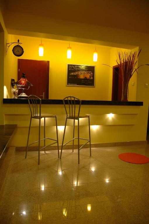 Hotel Graf Łask Εξωτερικό φωτογραφία