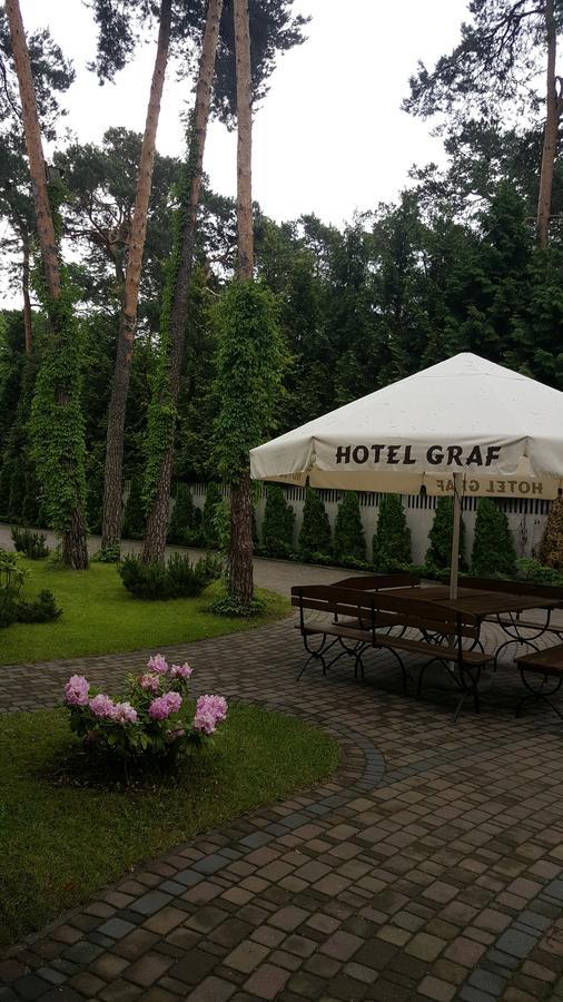 Hotel Graf Łask Εξωτερικό φωτογραφία