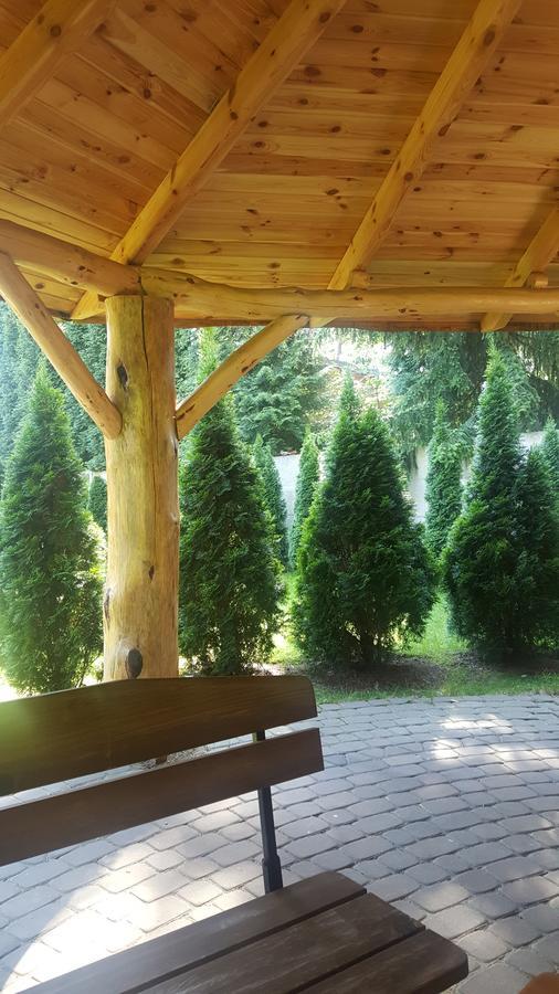 Hotel Graf Łask Εξωτερικό φωτογραφία